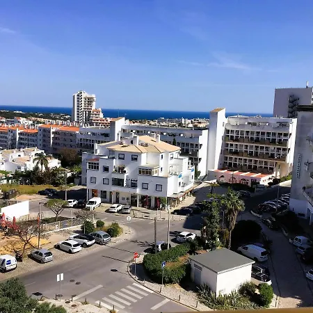 1 Bedroom Chaves, Praceta Vitorino Nemesio, * 阿尔布费拉
