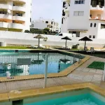 1 Bedroom Chaves, Praceta Vitorino Nemesio, Апартаменты