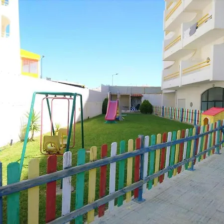 1 Bedroom Chaves, Praceta Vitorino Nemesio, Апартаменты Албуфейра