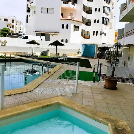 Апартаменты 1 Bedroom Chaves, Praceta Vitorino Nemesio, *