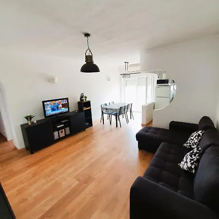 아파트 1 Bedroom Chaves, Praceta Vitorino Nemesio,